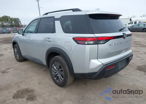 2024 Nissan Pathfinder Sv Fwd z USA, uszkodzony, nr VIN 5N1DR3BA3RC315090